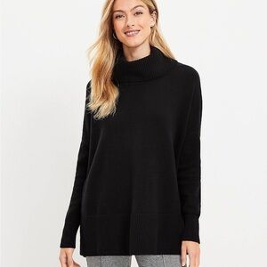Women’s Lou & Grey L Oversized Black Turtleneck Poncho L / One Size